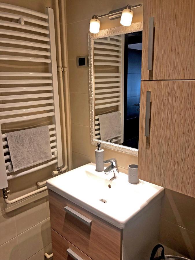 Quince Apartment-Free Parking-City Center Belgrád Kültér fotó