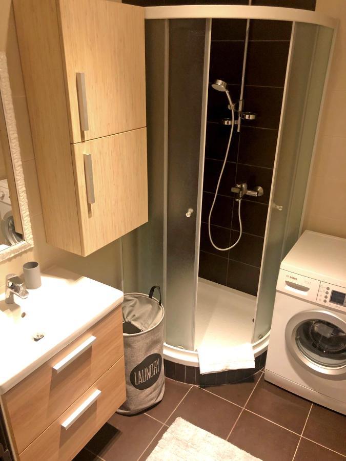 Quince Apartment-Free Parking-City Center Belgrád Kültér fotó